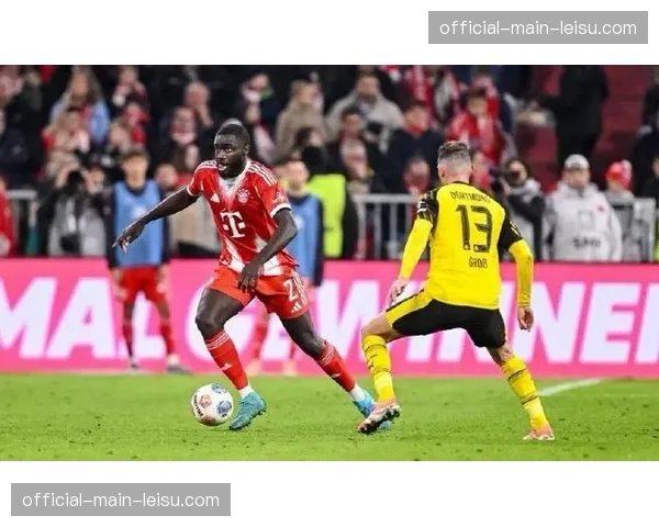 拜仁后卫于帕梅卡诺伤愈复出，防线稳定性获提升